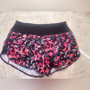 Athleta Running Free Printed Short 3.5”
